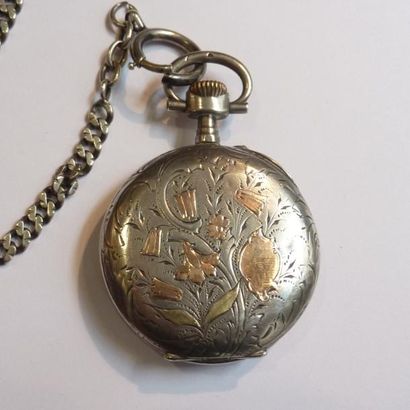MONTRE A GOUSSET et sa chaîne en argent,...