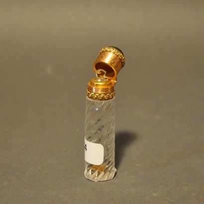 FLACON A SELS en or rose et vert 18k (750°/°°),...