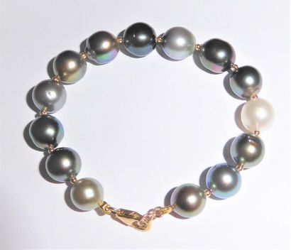 BRACELET perles de Tahiti et intercales en...