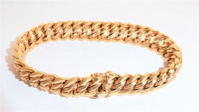 BRACELET en or 18K 750°/°° maille américaine,...