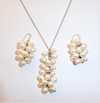 PARURE CHAINE en argent 925°/°° orné d’une...