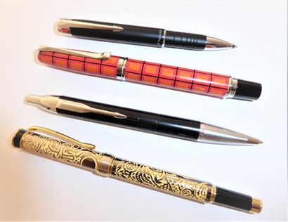 LOT de 4 STYLOS :Parker rétractable stylo...