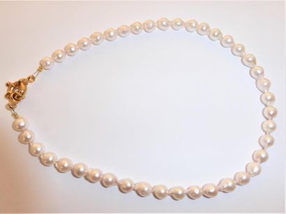 COLLIER choker de perles Akoya baroques terminé...