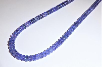 COLLIER de tanzanite en perles de pierres...