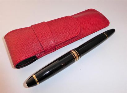 STYLO plume MONTBLANC, plume en or 750°/°°...