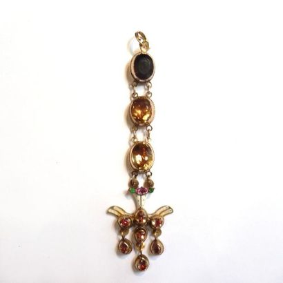PENDENTIF 