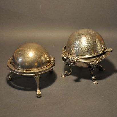 Lot de deux présentoirs à caviar en métal...