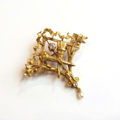 BROCHE en or jaune 18k (750/°°) et platine...