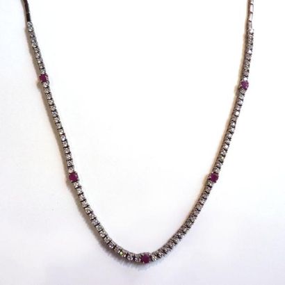 COLLIER articulé en argent patiné (925°/°°)...