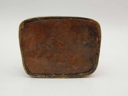 Statuette de Tsongkapa en bronze, assis sur...