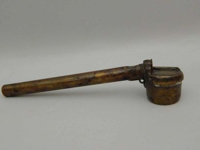 « Yatate » encrier portatif en bronze.

Japon,...