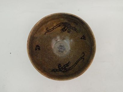 « Temoku » Bol en grès à couverte brune,...