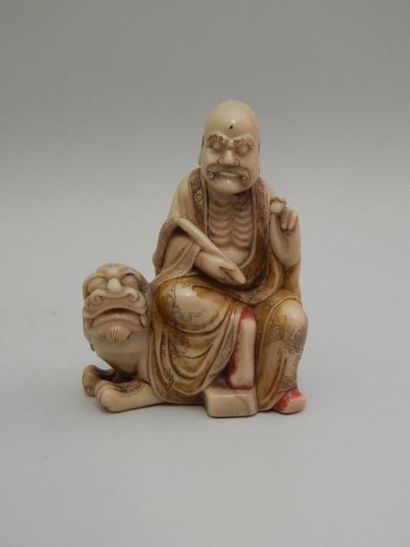 Statuette en stéatite représentant un Lohan...