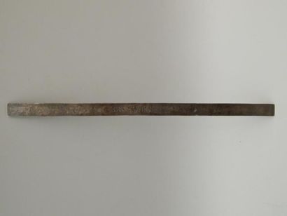 Deux objets de lettré en métal argentifère....