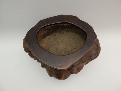 Quatre bois de Lettré. H : 13 à 17.5 cm