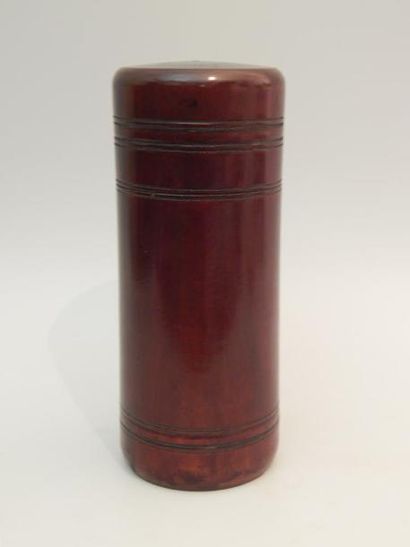 Boîte à thé en bambou. H : 22 cm