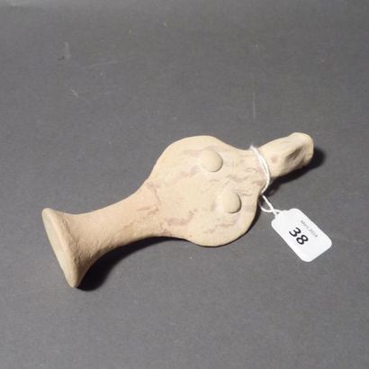 Statuette anthropomorphe représentant une...