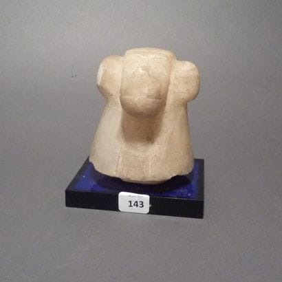 Bouchon de vase canope représentant le babouin...