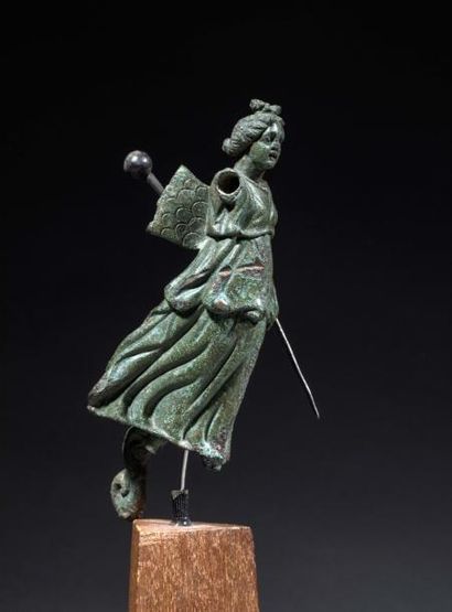 Statuette représentant Nike (déesse personnifiant...