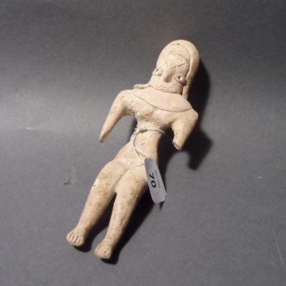 Idole féminine de Mehrgarh en terre cuite...