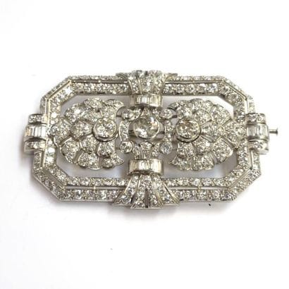 BROCHE rectangulaire en platine et or blanc...