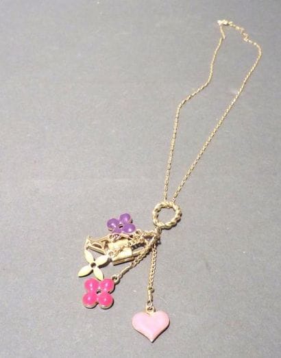 Louis VUITTON. Chaînette et pendentif pendeloques...