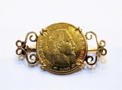 BROCHE pièce 5 francs en or jaune 18K (750/°°)...