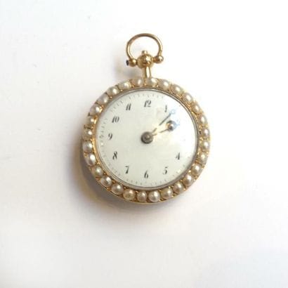 MONTRE de col Charles Oudin Paris (signée...