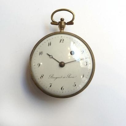 MONTRE érotique. Boitier en laiton décoré,...