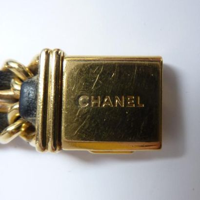 CHANEL. MONTRE BRACELET de femme en plaqué...