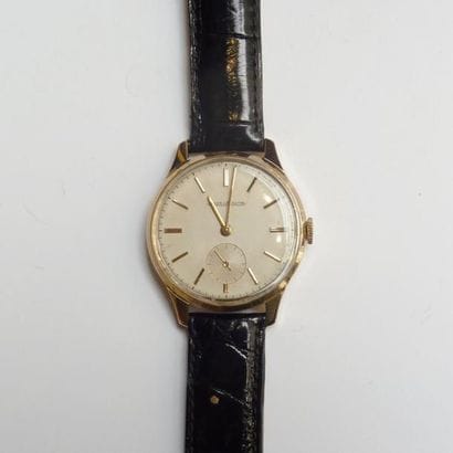 JAEGER - LECOULTRE. Montre bracelet ronde...