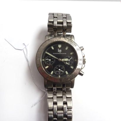 LIP. MONTRE chronographe en acier. Braceler...