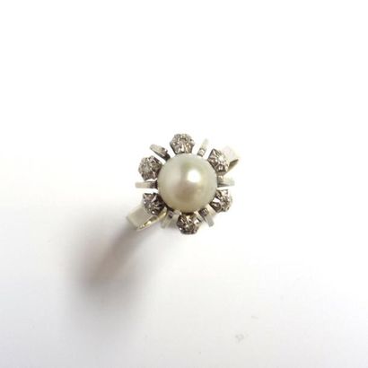 PARURE en or 18K (750°/°°) composée d'une...