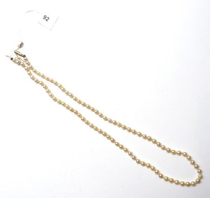 COLLIER de perles choker d.4mm, fermoir or...