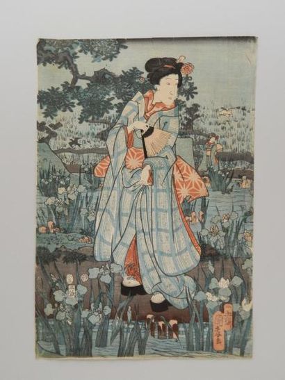 Kunitaka, oban tate-e, jeune femme se promenant...