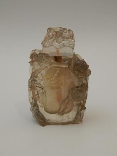 Flacon tabatière en cristal de roche, sculpté...