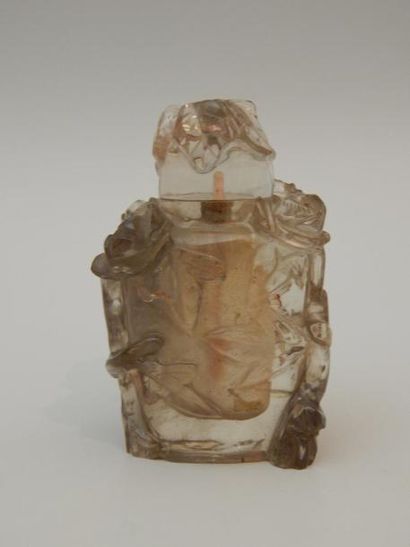 Flacon tabatière en cristal de roche, sculpté...