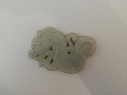 Dragon en jade. L : 4.5 x 7 cm. (XXe siè...