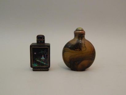 Tabatière rectangulaire en laque burgautée...