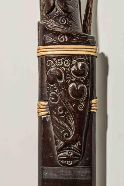 Sabre « Mandau » de chasseurs de têtes de...