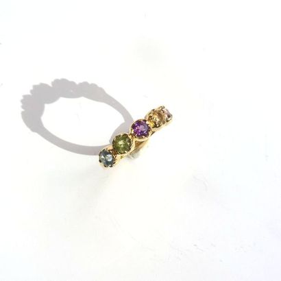 BAGUE en vermeil (925/°°) jarretière sertie...