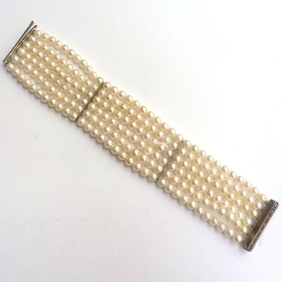 BRACELET en or gris 18K (750/°°) composé...