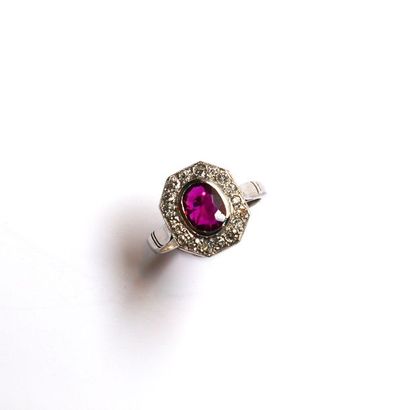 BAGUE à plateau octogonal en or gris 18k...