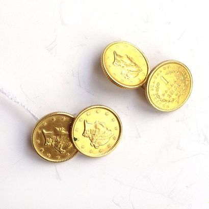 PAIRE DE BOUTONS DE MANCHETTES en or jaune...