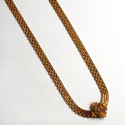 COLLIER ruban en or jaune 18K (750/°°). Poids...