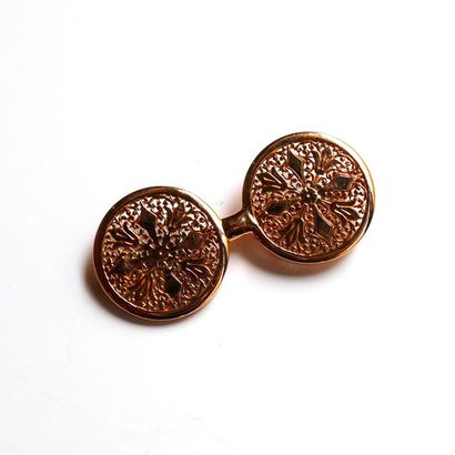 BROCHE en or 18K (750/°°) constituée de deux...