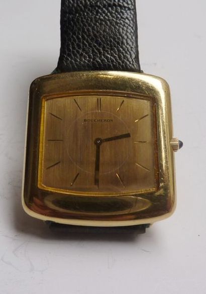 BOUCHERON - MONTRE bracelet en or jaune 18K...