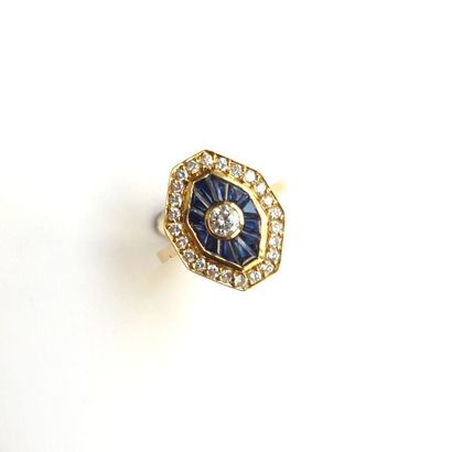 BAGUE en or jaune 18K (750/°°) à monture...