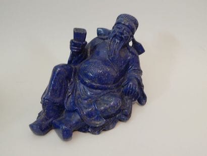 Sculpture en lapis-lazuli représentant Libai,...