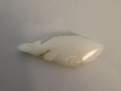 163 BIS - Jade sculpté en forme de poisson....